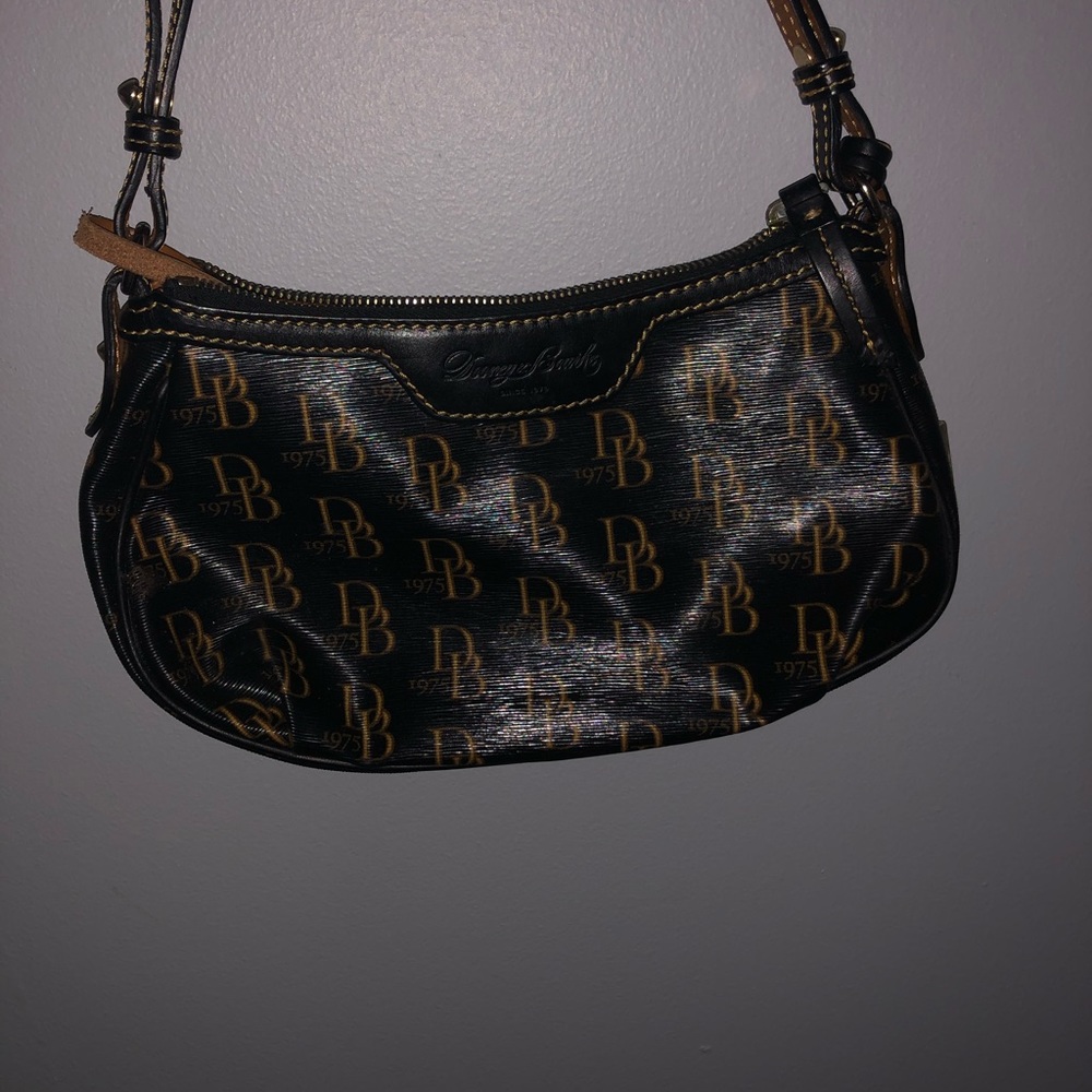 Purse - Picture 2 of 3